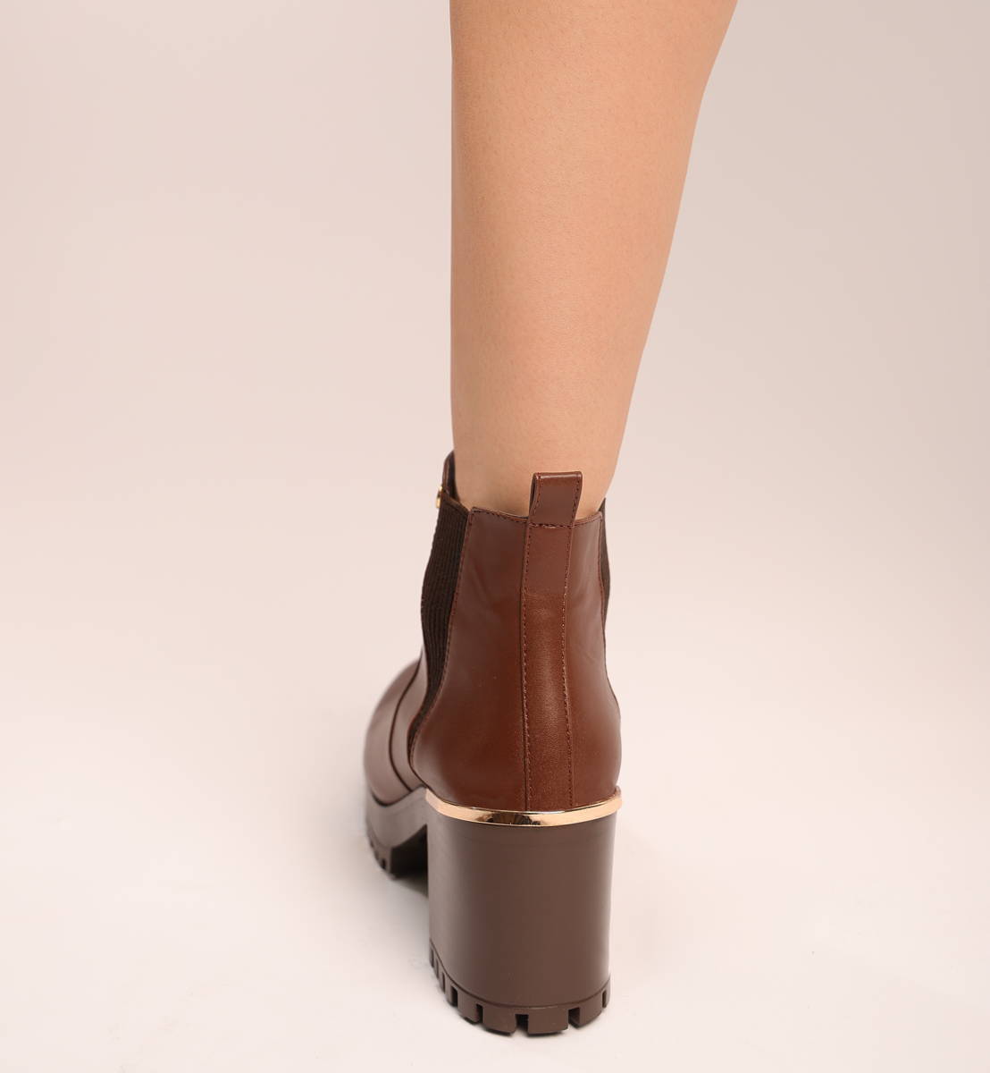 BOTIN TACON MUJER SUZY LOVE 1126 MADERA